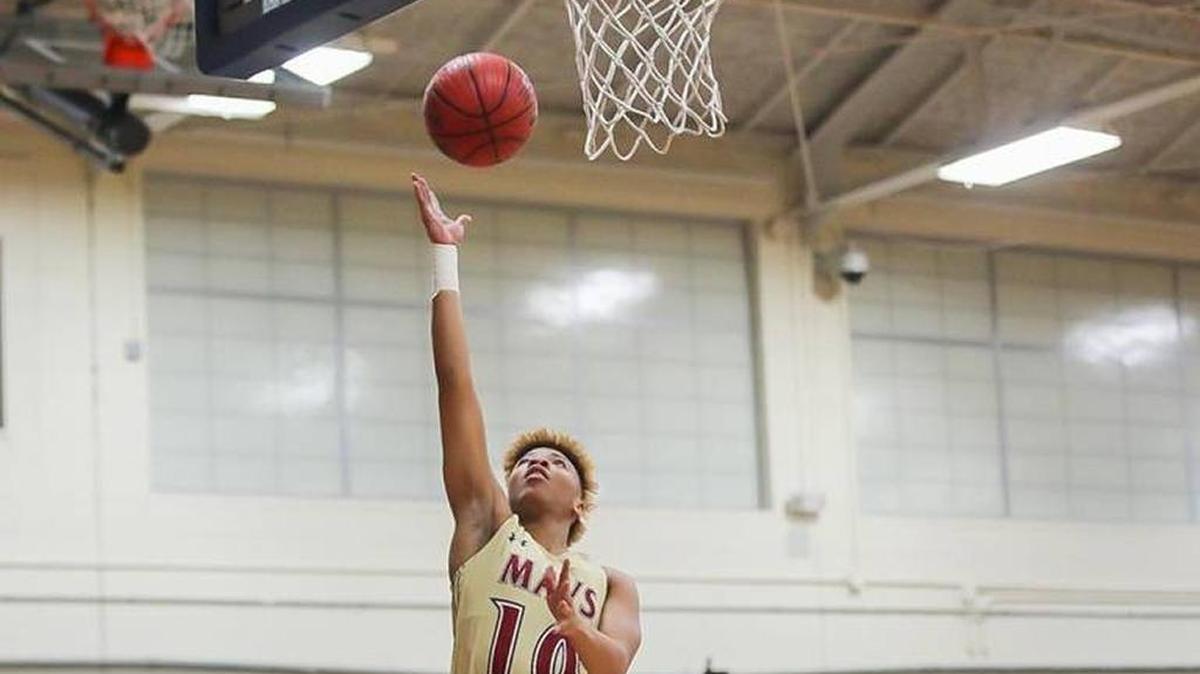 Mallard Creek star Dazia Lawrence had a monster game in a win over Vance Thursday