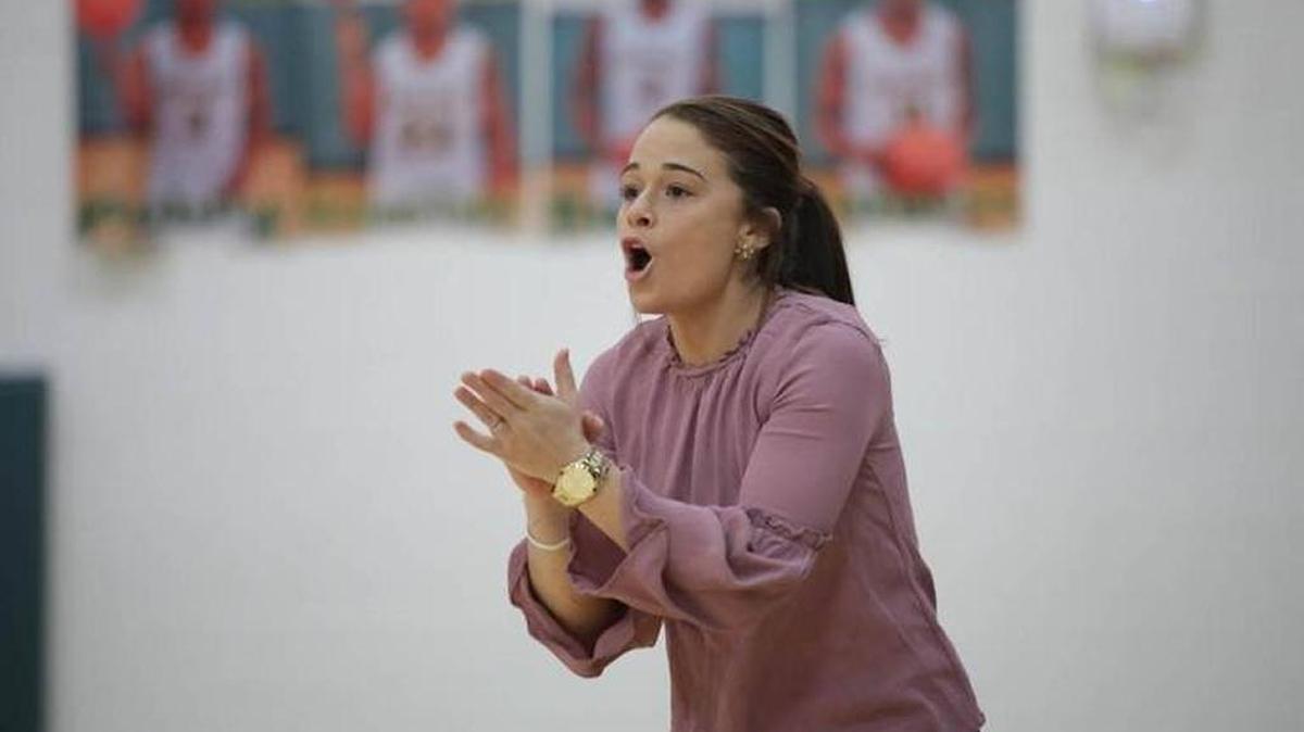 Independence coach Lauren Galvani, daughter of legendary North Meck coach Duane Lewis, has her team off to a 10-5 start and receiving Sweet 16 consideration. The Patriots didn’t win 10 games in the past four seasons combined