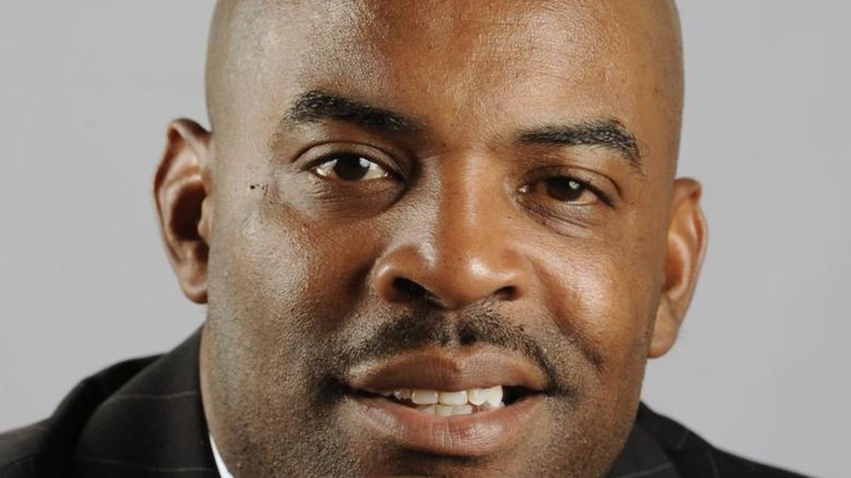 West Charlotte’s boys basketball head coach Baronton Terry on Thursday, March 29, 2012. Jeff Siner - jsiner@charlotteobserver.com