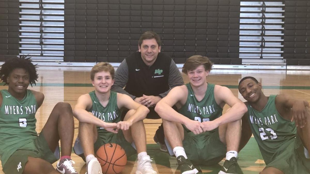 Myers Park’s boys basketball team and coach Scott Taylor (center, back) have won three straight games to move into the Charlotte Observer’s Sweet 16 poll this week