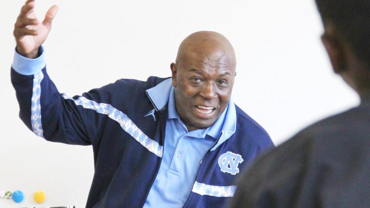 Phil Ford, a three-time All-American who attended Rocky Mount High School, backed the gubernatorial candidacy of Roy Cooper, a former prep basketball opponent.