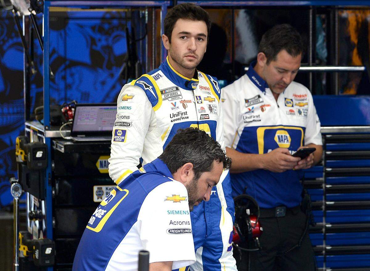 NASCAR Cup driver Chase Elliott, center, waits in the garage at Charlotte Motor Speedway in Concord, NC for practice to begin on Friday, May 28, 2021. Elliott underwent successful surgery after a snowboarding accident before the NASCAR Cup Series race at Las Vegas Motor Speedway on Sunday, March 5, 2023.
