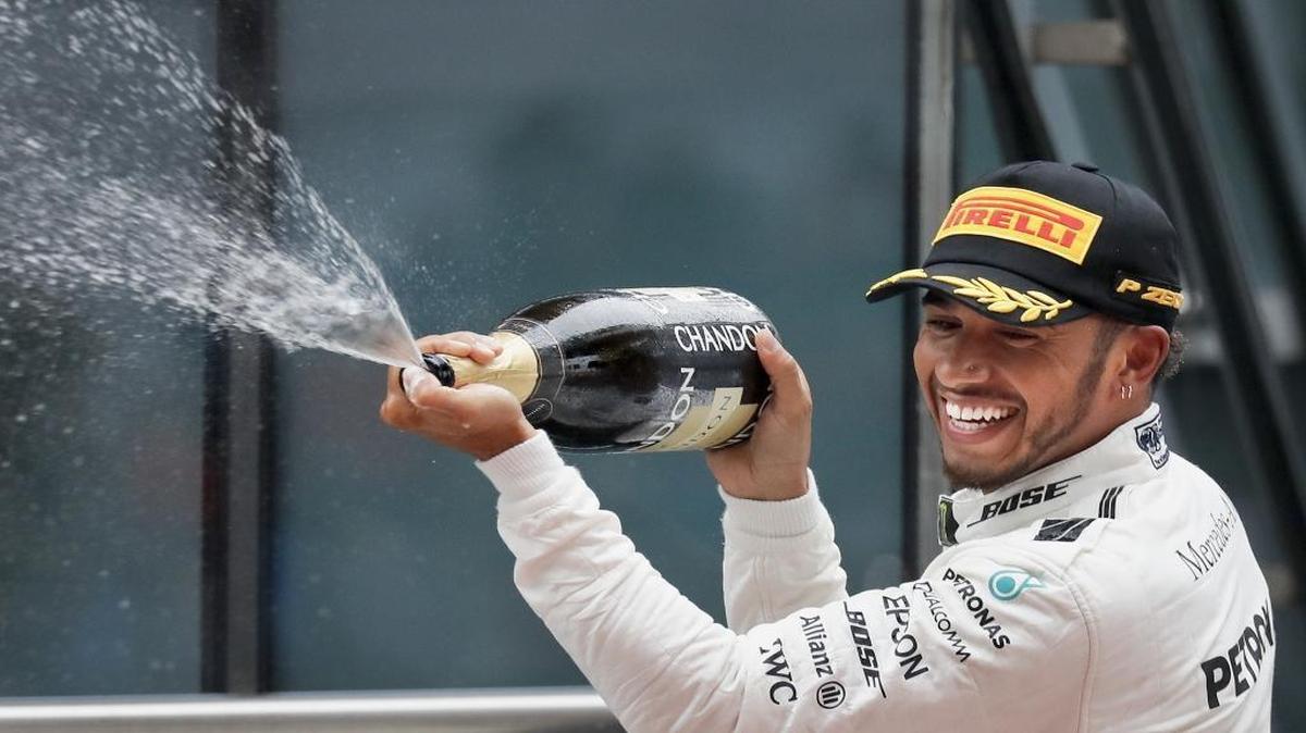 Three-time Formula One champion Lewis Hamilton caused a bit of a stir this week when he raised the possibility of driving in NASCAR’s most prestigious race, the Daytona 500, in the future.
