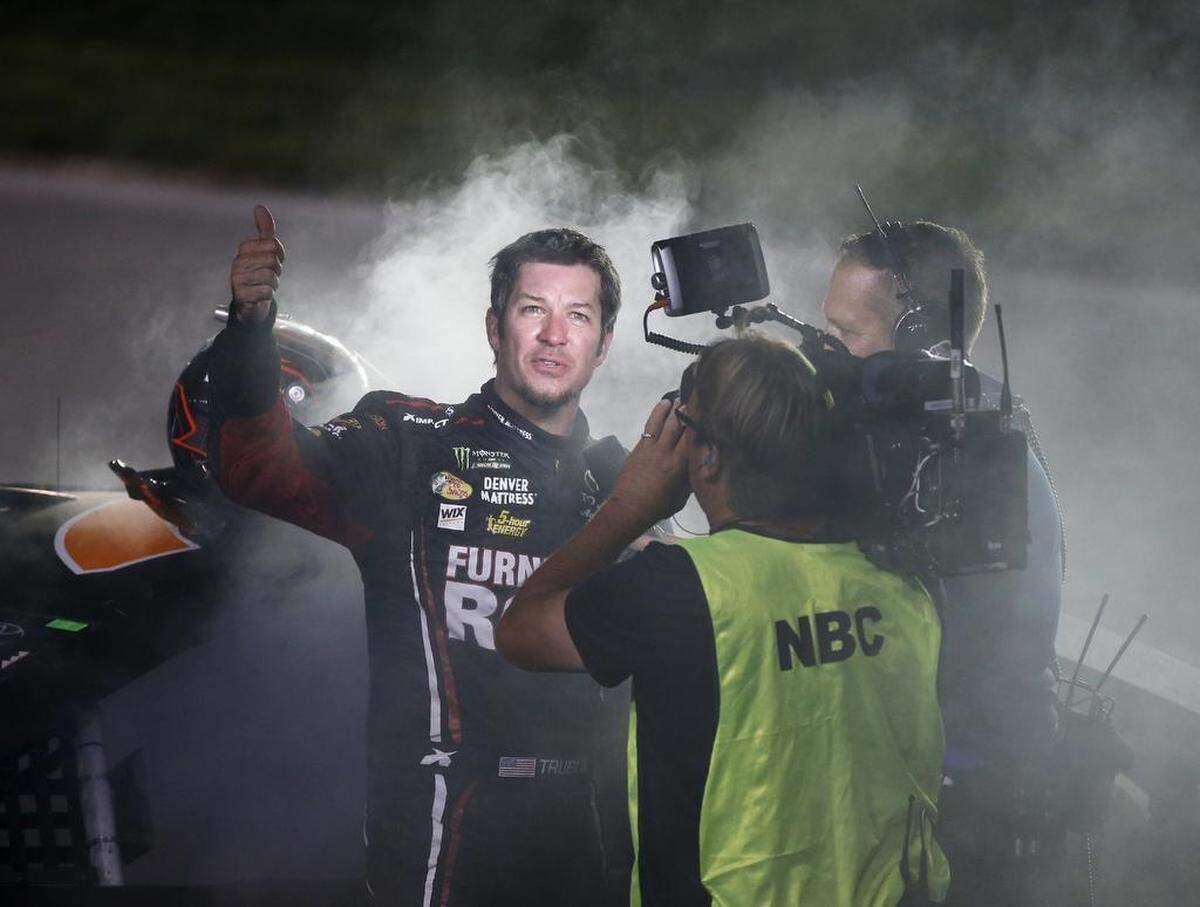 Martin Truex Jr. (78) and his team understood sooner than and better than anyone else how crucial stage wins would be, and he deservedly won his first championship this season.