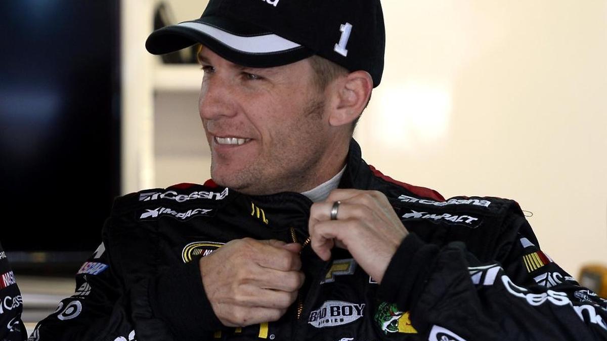Jamie McMurray, who is in this season’s NASCAR Chase, won a race as a relief driver for Sterling Marlin in 2002 at Charlotte Motor Speedway.