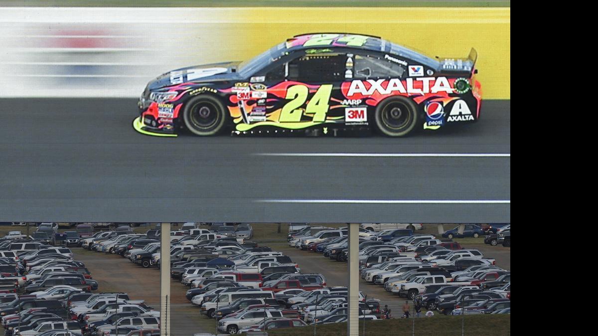 
Jeff Gordon (24) during his final qualifying run for the NASCAR Sprint All-Star Race at Charlotte Motor Speedway, Saturday May 16, 2015.
