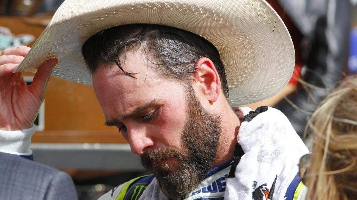 Jimmie Johnson has won this race five times, more than any other driver, and a win this weekend would clinch his spot in the championship race at Homestead.