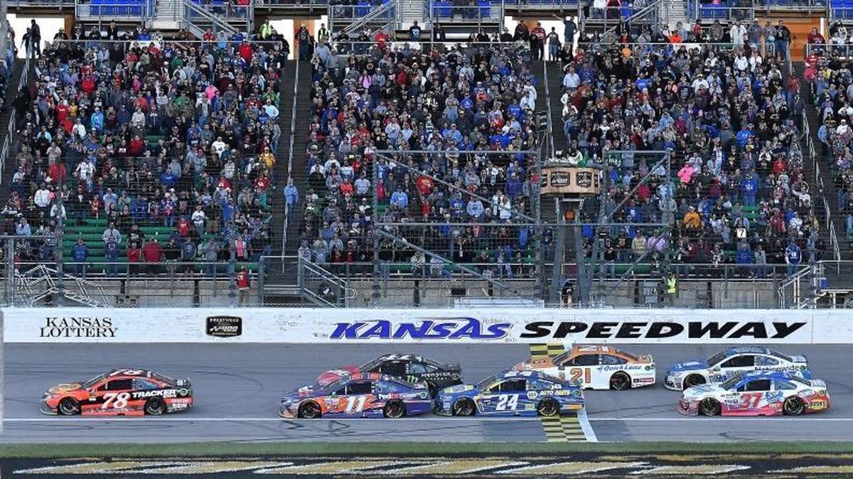 Even before last weekend’s victories at Kansas, we already knew that Truex was the man to beat. Nothing changed in the Midwest. If anything, he only tightened the vice grip he has atop the Vegas betting line.