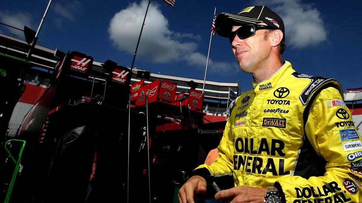 
Not only is Matt Kenseth on a roll (two wins in the past three races), but he also won Bristol Motor Speedway’s spring race.

