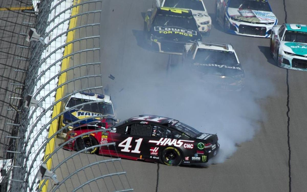 Kurt Busch (41) crashes into Chase Elliott (9) during Sunday’s race at Las Vegas Motor Speedway.