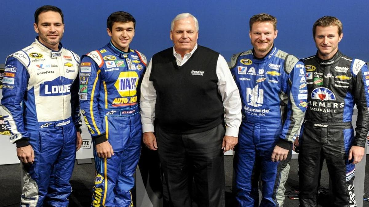 Hendrick Motorsports drivers Jimmie Johnson, Chase Elliott, Dale Earnhardt Jr. and Kasey Kahne, along with owner Rick Hendrick, are trying to raise half a million dollars for hurrican relief victims in two weeks.