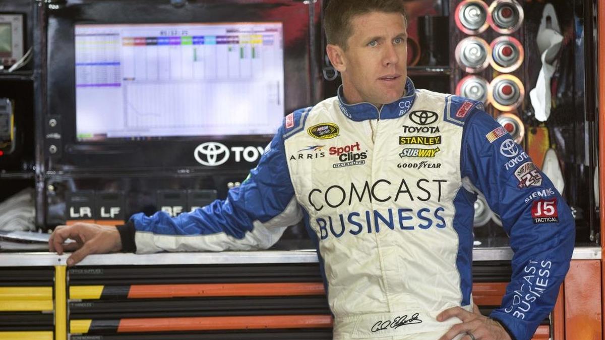 Carl Edwards is on the pole for Sunday’s race at New Hampshire Motor Speedway.