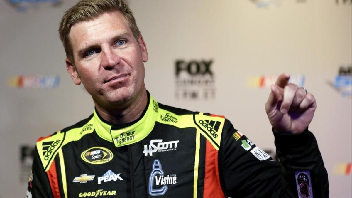 Clint Bowyer is in a unique position, driving one season for one of the Sprint Cup series’ minnows – Mooresville-based HScott Motorsports - before heading off to Stewart-Haas Racing, where he will replace Tony Stewart in the No. 14 Chevy in 2017.