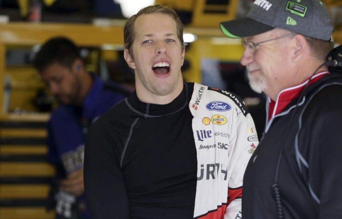Brad Keselowski, left, should push for stage points at Phoenix and hope that’s enough to get him to Homestead.