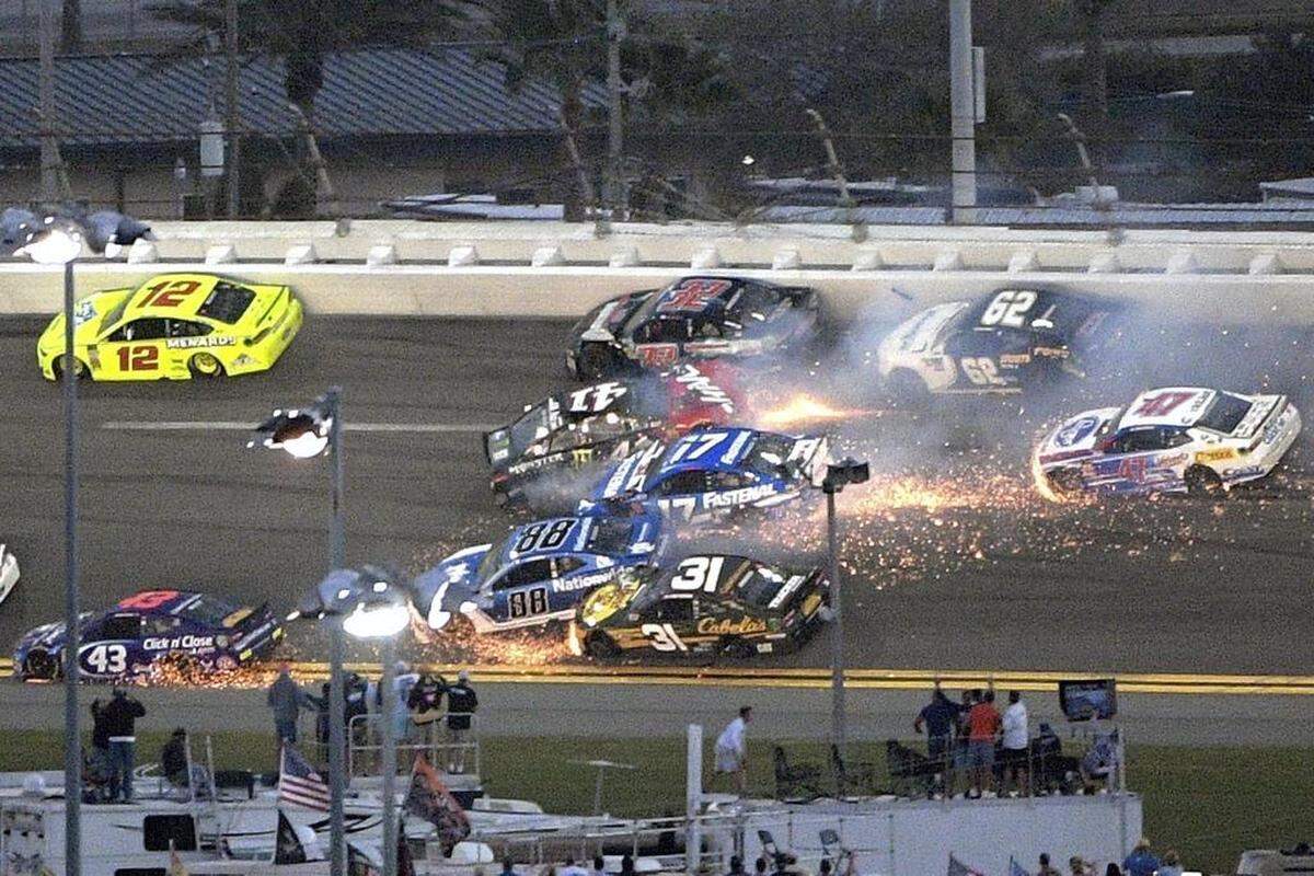Ryan Blaney (12), Matt DiBenedetto (32), Brendan Gaughan (62), Kurt Busch (41), Ricky Stenhouse Jr. (17), AJ Allmendinger (47), Darrell Wallace Jr (43), Alex Bowman (88) and Ryan Newman (31) collide between Turns 1 and 2 during Sunday’s Daytona 500.
