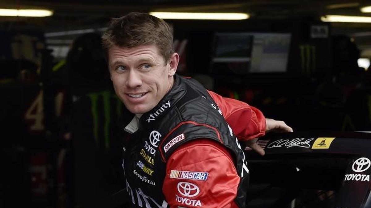 NASCAR Sprint Cup Series driver Carl Edwards was in position to win a title before his inexplicable crash with Joey Logano.
