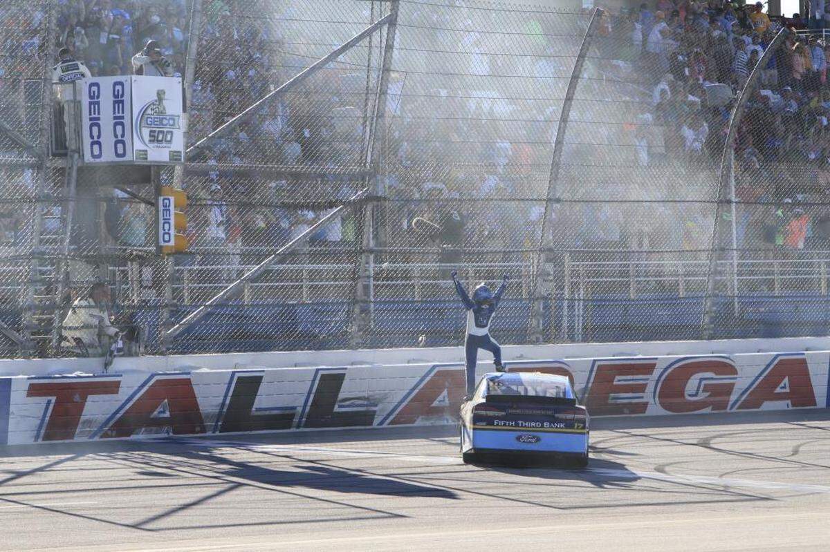 Ricky Stenhouse Jr. (17) has figured out how to race at Talladega, perhaps better than anyone else left in the NASCAR Cup Series playoffs.