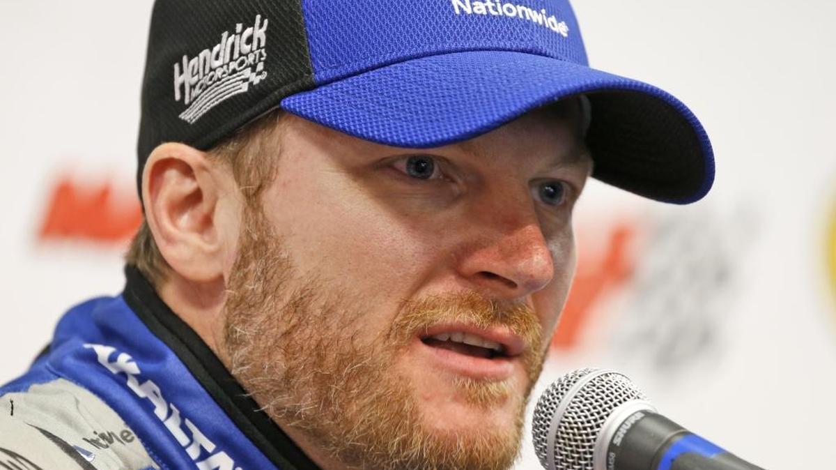 Dale Earnhardt Jr., who had two concussions in 2012, confirmed Friday at Martinsville (Va.) Speedway he will donate his brain to concussion research.