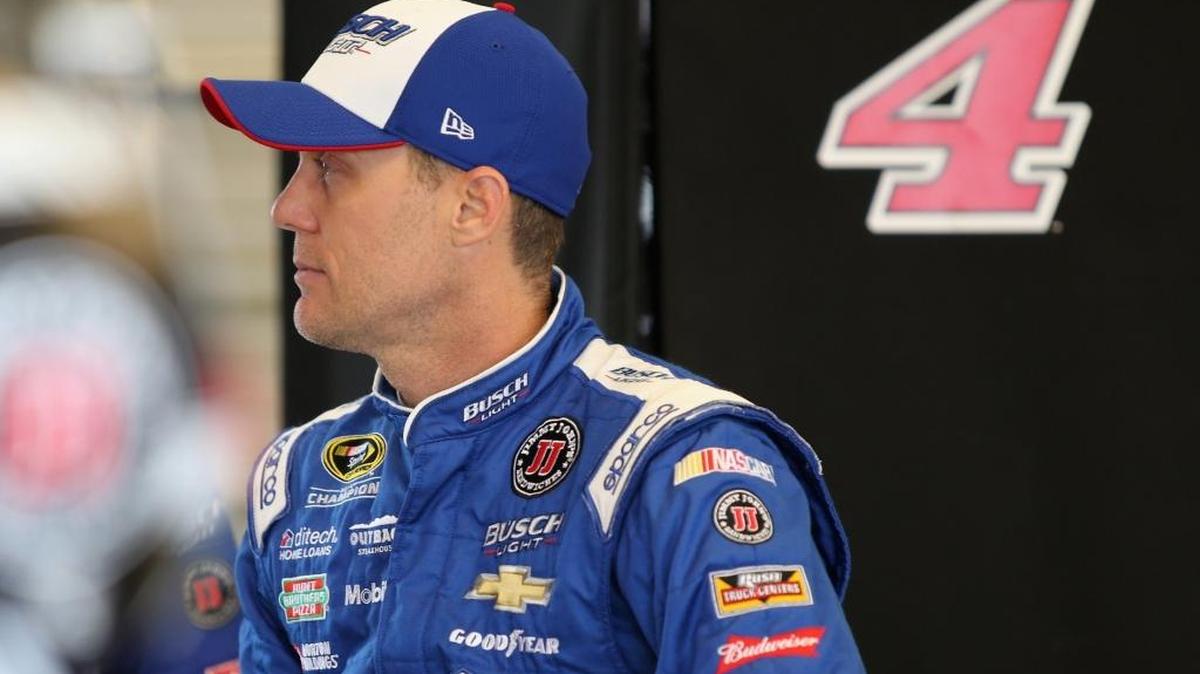 Kevin Harvick will start on the pole for Saturday’s Quaker State 400 at Kentucky Speedway, thanks to his top spot in owners points. Friday’s qualifying was canceled due to rain.
