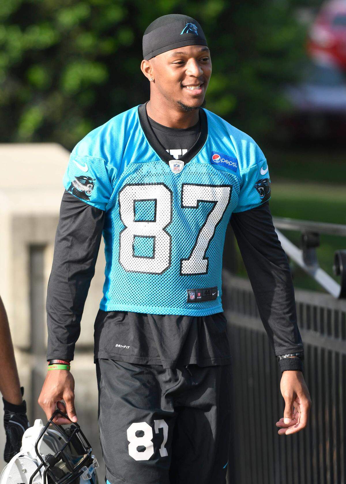 Carolina Panthers Bug Howard (87) walks to the practice field during organized team activities on Tuesday, May 22, 2018.