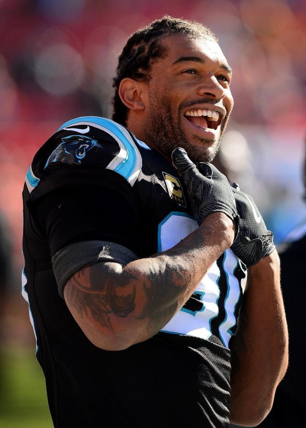 Carolina Panthers defensive end Julius Peppers has 7.5 sacks and is justifying he free agent contract plus incentives, and then some.