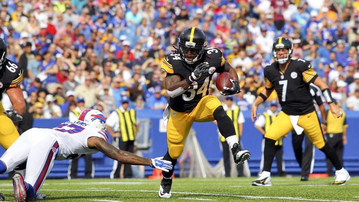 Running back DeAngelo Williams (34) had a successful season with the Pittsburgh Steelers, with his release from the Carolina Panthers as motivation.