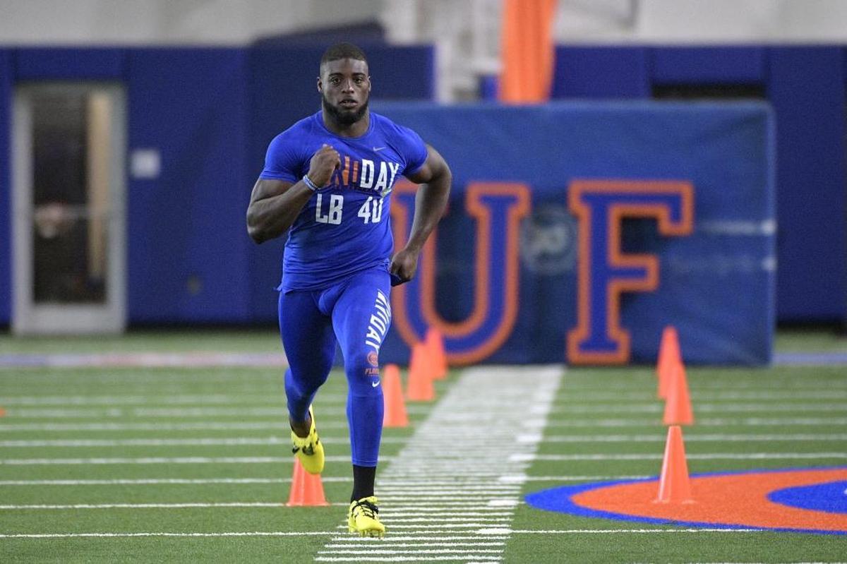 Florida linebacker Jarrad Davis (40) is a solid match for the LB-starved Chiefs.