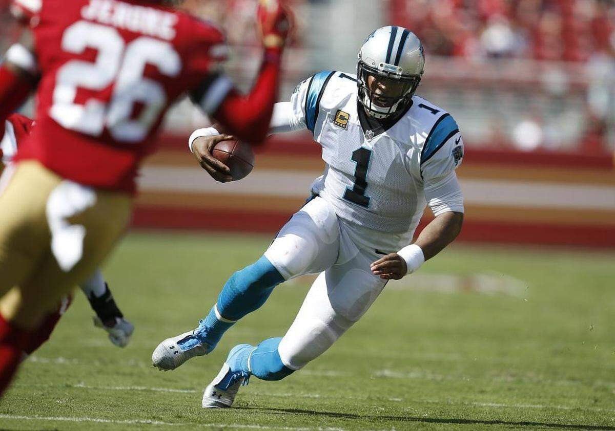 Carolina Panthers quarterback Cam Newton (1) was predictably rusty early on in his first extended action since Week 17 last season. But he seemed to find his rhythm late in the first half.
