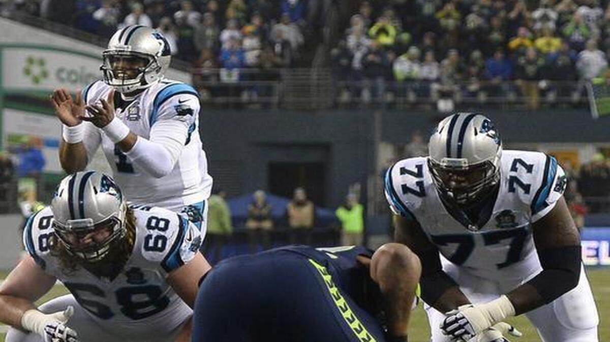 
Carolina Panthers tackle Byron Bell (77) allowed 11 sacks of quarterback Cam Newton during the 2014 season according to the analytics site Pro Football Focus. On Monday, Bell announced on Instagram that he wouldn’t be returning to the team in 2015 and will be a free agent.
