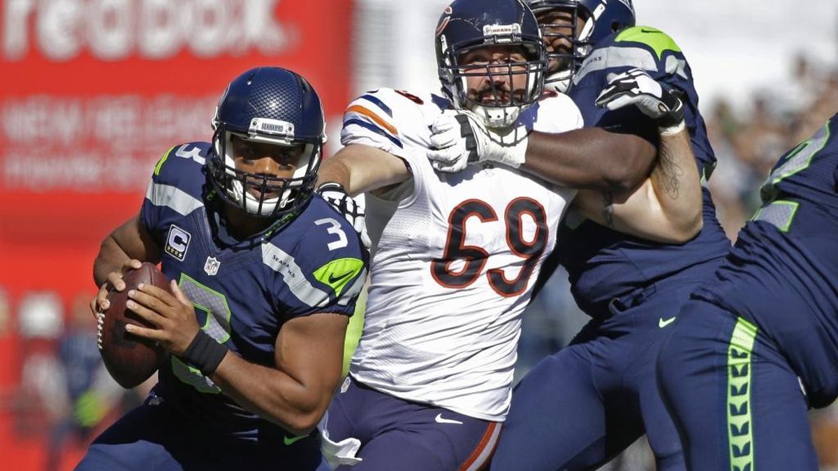 
With Charles Johnson’s hamstring injury a concern and the Panthers needing a pass rusher, Carolina traded Monday for Chicago Bears outside linebacker Jared Allen (69).
