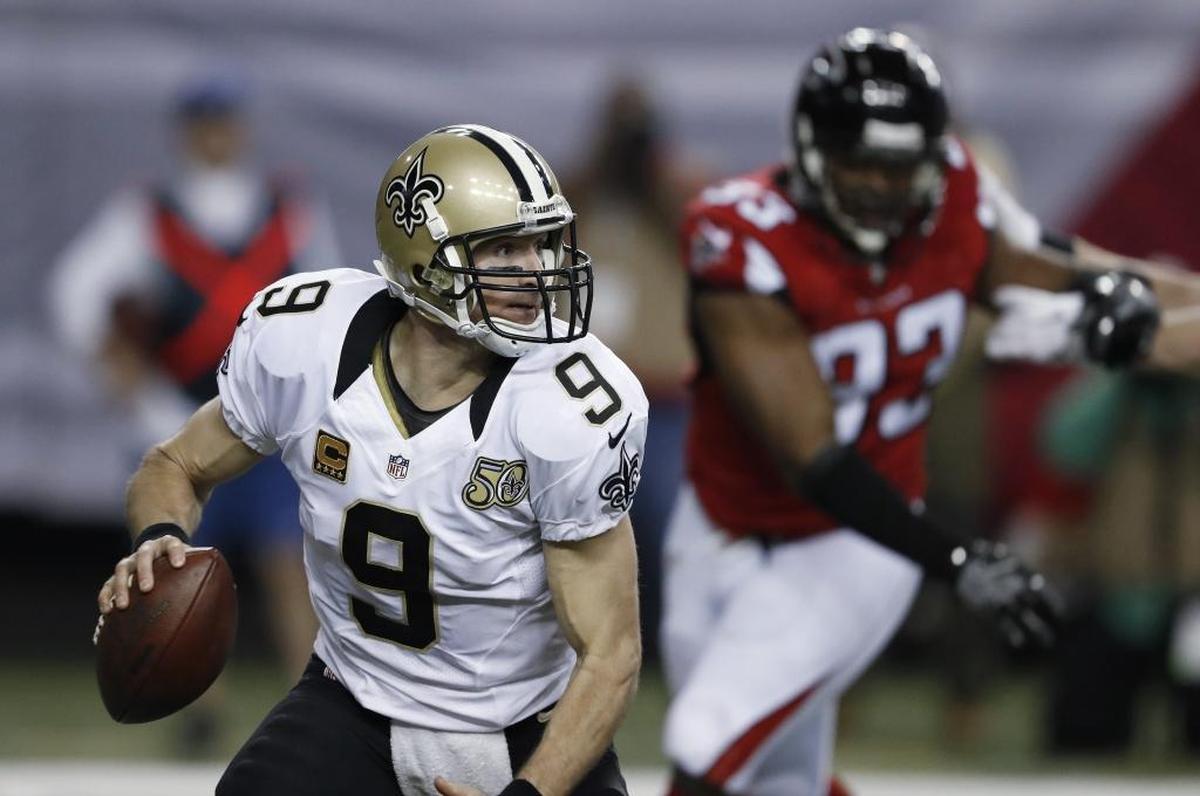 New Orleans Saints quarterback Drew Brees (9).
