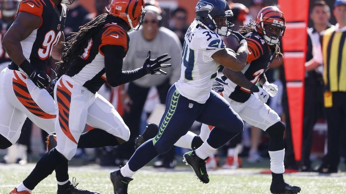 
Seattle Seahawks running back Thomas Rawls (34) ran for 169 yards in Week 5 vs. Cincinnati, the most by a Seattle back since 2006 (Shaun Alexander, 201). Rawls’ 5.6 yards-per-carry average is third in the league.
