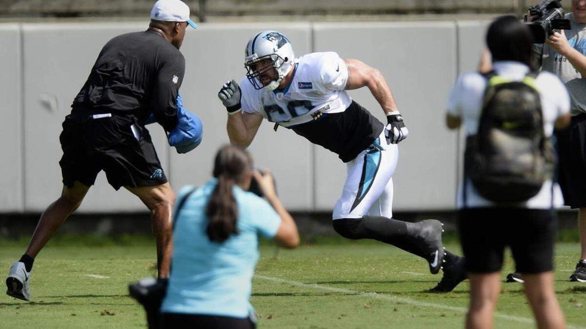 
Carolina Panthers defensive end Jared Allen (69) runs a drill during his first day of practice with the team on Wednesday. Allen was acquired from the Chicago Bears on Monday.
