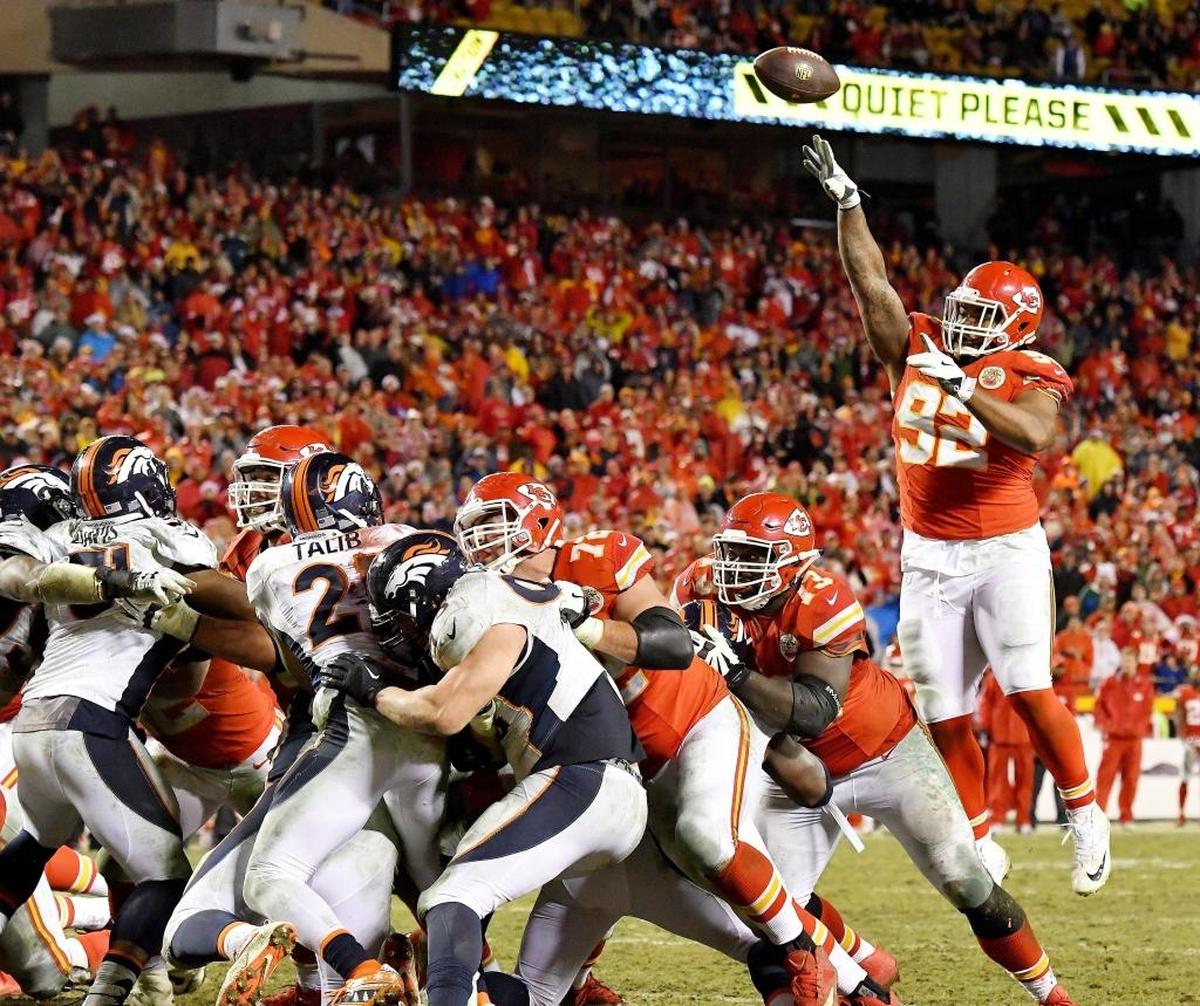 When he was the Chiefs, Panthers DT Dontari Poe became the heaviest player in NFL history to throw a TD pass with this toss to TE Demetrius Harris against Denver in 2016.