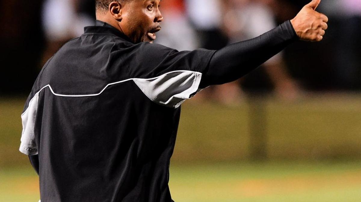 Mike Minter coaches his Campbell Fighting Camels team against the Charlotte 49ers in 2014. Minter is entering his fourth season with Campbell.