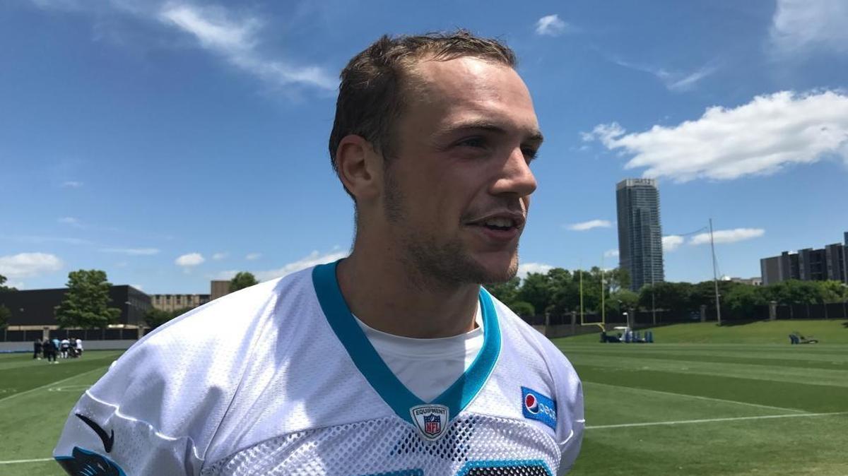 Linebacker Kyle Kragen’s father, Greg, was the Panthers’ ninth pick in the 1995 NFL expansion draft. Kyle Kragen is one of three tryout players signed to Carolina’s 90-man roster on Saturday.
