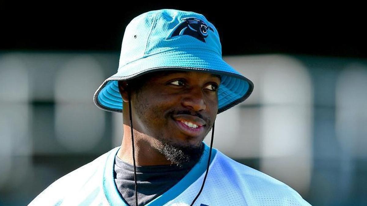 Carolina Panthers running back Jonathan Stewart’s piano skills carried him to the final cut on the CBS talent show for NFL players, “MVP: Most Valuable Performer” Thursday night.