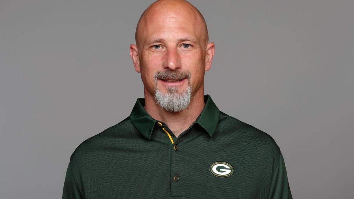 Jim Hostler is the Carolina Panthers’ new wide receivers coach.