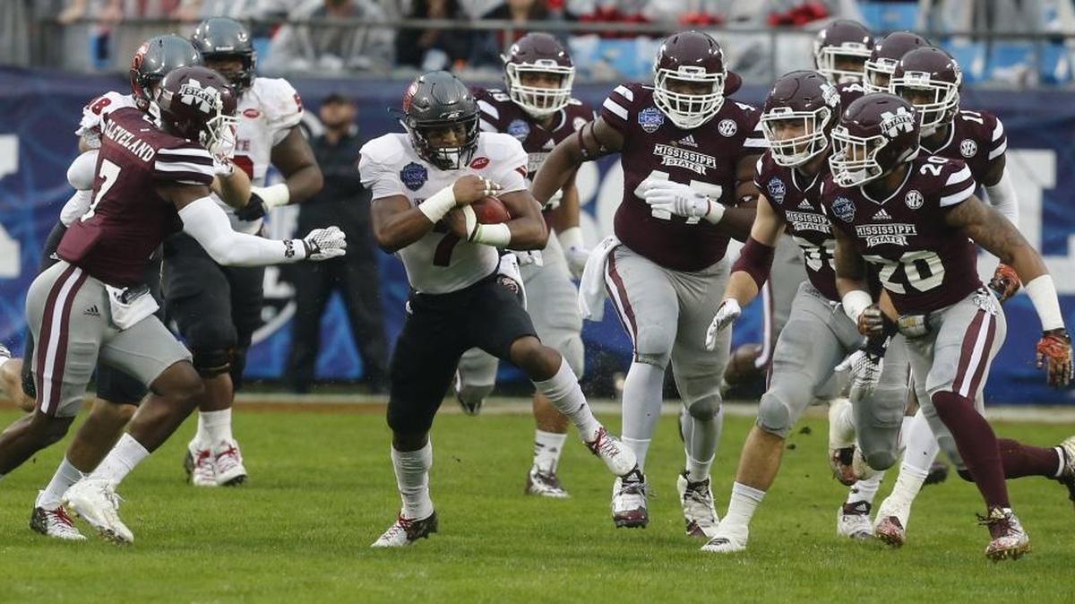Despite significant rain, the Bank of America Stadium field held up well to the Belk Bowl on Wednesday.