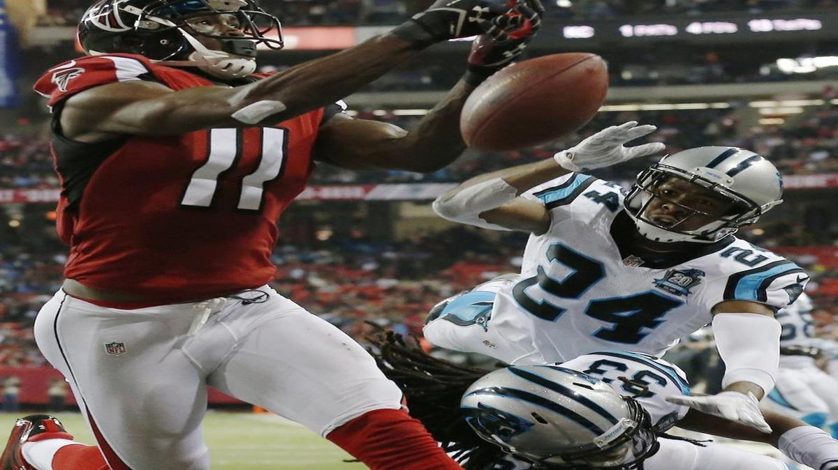 
Atlanta Falcons wide receiver Julio Jones (11) struggled to beat Carolina Panthers cornerback Josh Norman (24) in 2014, despite dominating most everyone else. 

