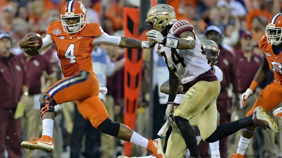 Clemson quarterback Deshaun Watson (4) has at least one vote for the Heisman Trophy. Carolina Panthers quarterback Cam Newton said Wednesday his vote would go to Watson.