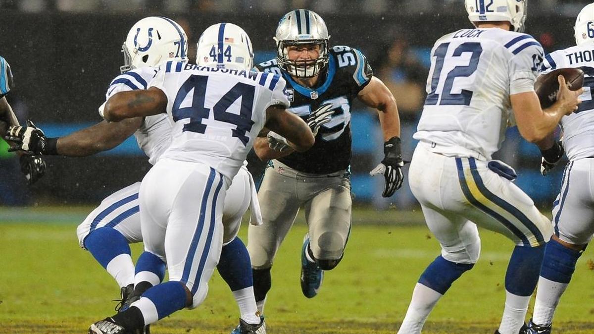 Carolina Panthers linebacker Luke Kuechly races up the middle as Indianapolis Colts quarterback Andrew Luck drops back to pass during first quarter action at Bank of America Stadium in Charlotte, NC on Monday, November 2, 2015. The Panthers defeated the Colts 29-26.
