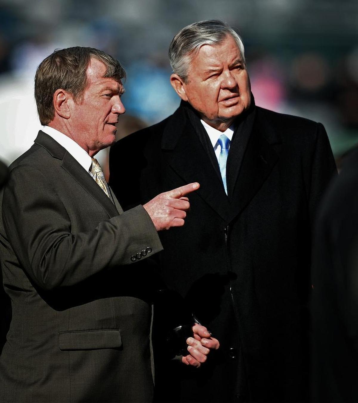 Carolina Panthers interim general manager Marty Hurney, left, and team owner Jerry Richardson talk prior to the Carolina game at the New York Jets in November. Richardson fired Hurney as the team’s GM in 2012, but rehired him in July as the interim GM after unexpectedly firing Dave Gettleman.