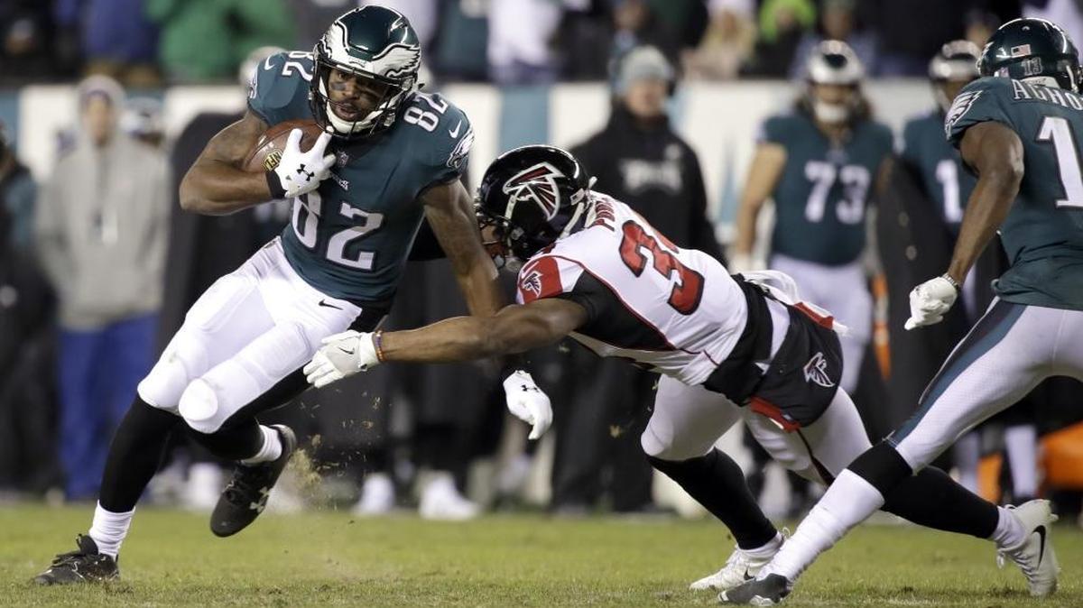 Philadelphia Eagles wide receiver Torrey Smith, left, has been traded to the Carolina Panthers for cornerback Daryl Worley.