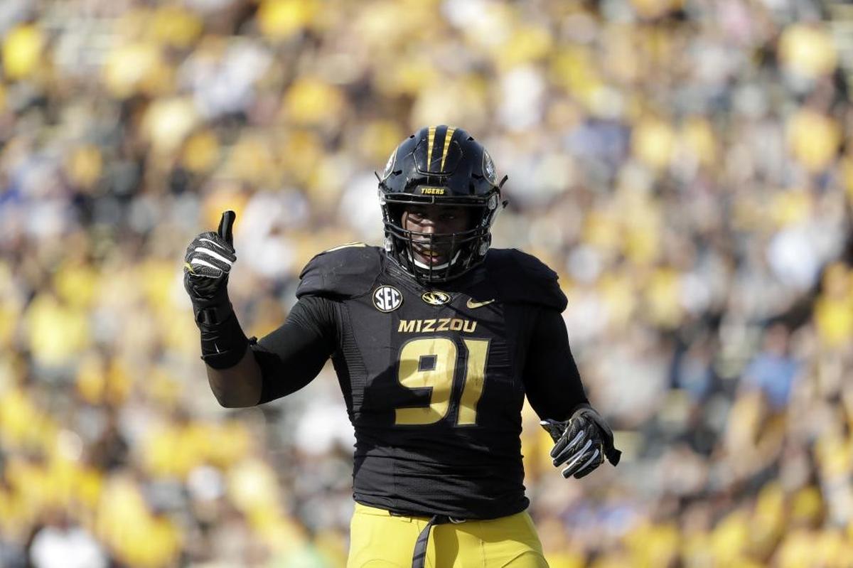 Missouri defensive end Charles Harris boasts a variety of pass rush moves and great closing speed.