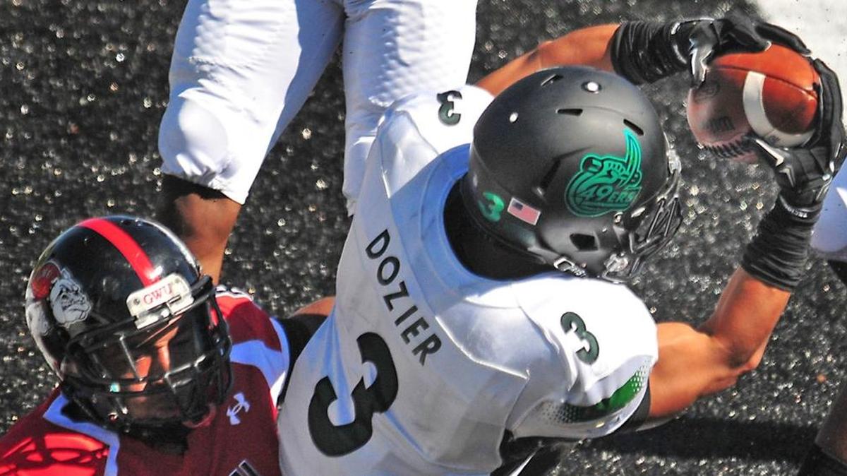 Charlotte's Branden Dozier, scoring a touchdown against Gardner-Webb in 2014, has been invited to the Pittsburgh Steelers minicamp.