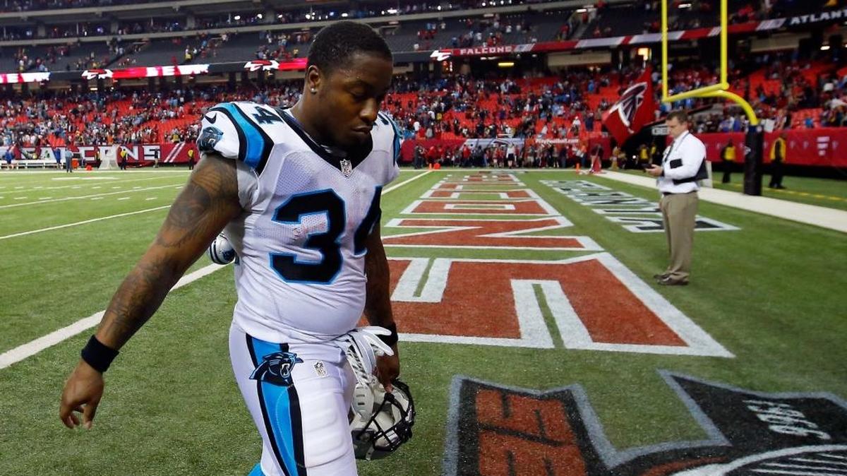 Cameron Artis-Payneof the Carolina Panthers ran five times for 49 yards on Sunday but only once, for 1 yard, after halftime.