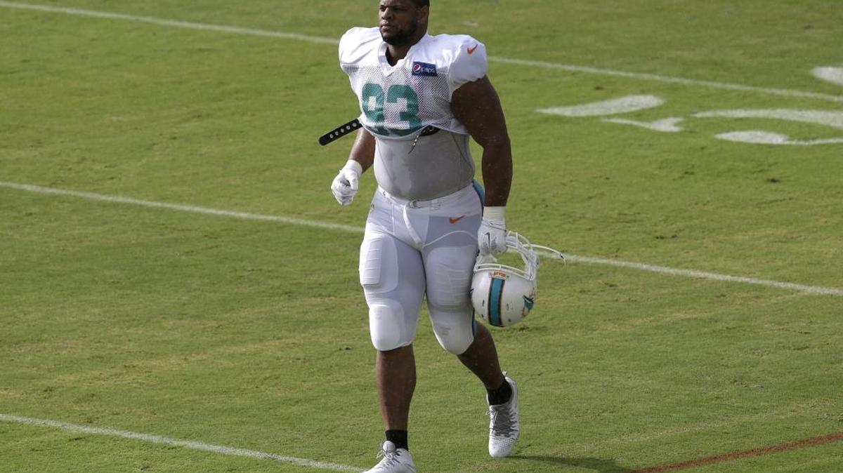 
Miami Dolphins defensive tackle Ndamukong Suh is the highest paid defensive player in NFL history.
