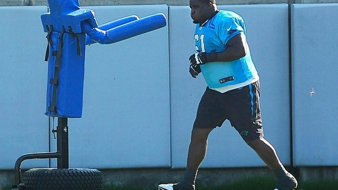 Defensive tackle Kyle Love on Monday signed a one-year contract with Carolina Panthers. Last season, he started two games in place of an injured Star Lotulelei.