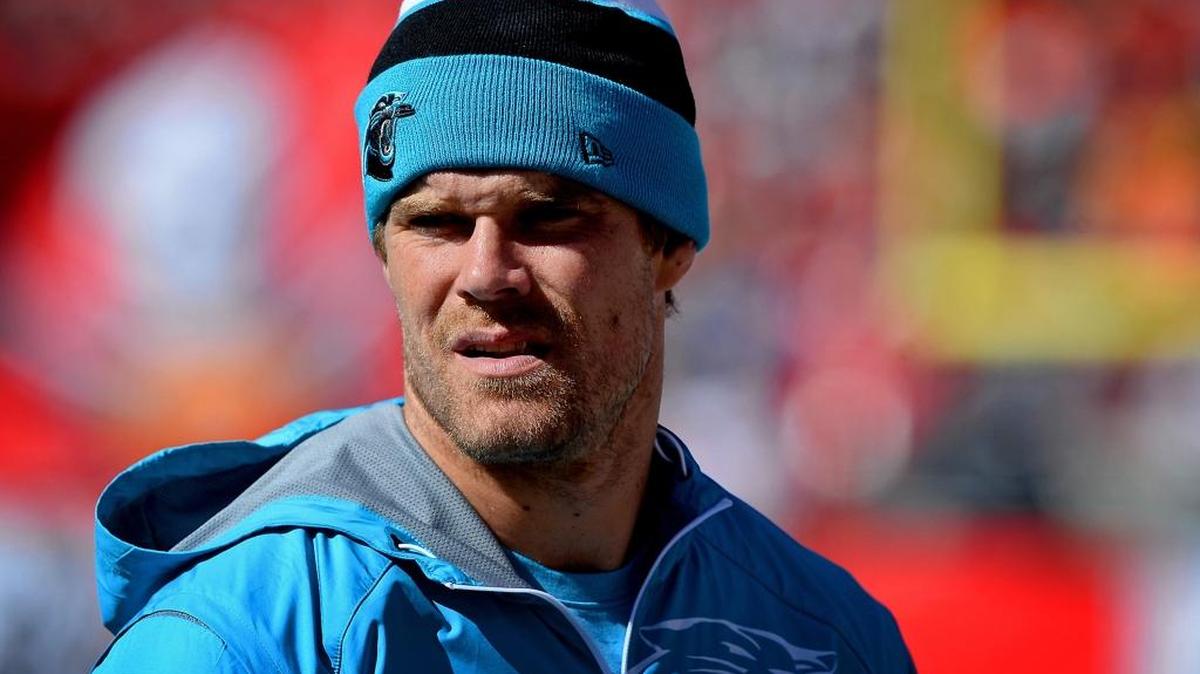 Carolina Panthers tight end Greg Olsen is expected to return for the Nov. 26 game against the New York Jets after missing two months with a broken foot.